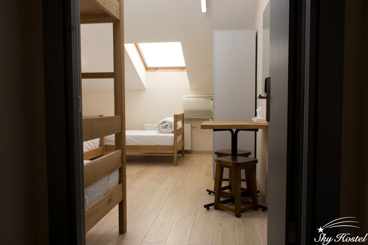Sky Hostel Kyiv Exterior photo
